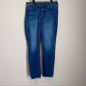 JCREW stretch skinny raw edge jean med. wash